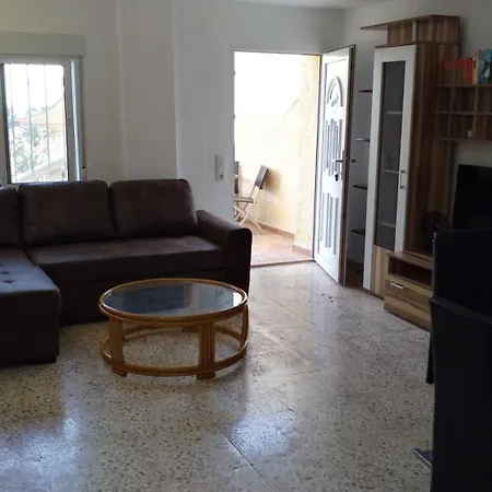 Romeo Villa *